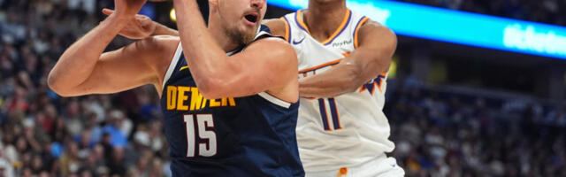 FENOMENALNI DENVER UNIŠTIO FINIKS! Novi tripl-dabl učinak Nikole Jokića!