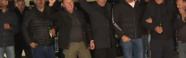 UBEDLJIVA POBEDA! Zećani se izjasnili, 98 odsto njih reklo "NE" izgradnji kolektora u Botunu! Opšte slavlje, Knežević im čestitao! (VIDEO)