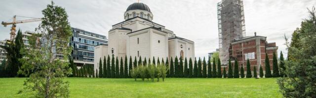 Požar kod crkve Svetog Dimitrija na Novom Beogradu