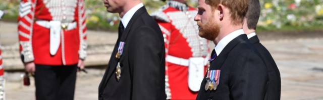 Istina o odnosu Vilijama i Harija: stručnjaci za govor tela misle da su braća na sahrani jednim gestom sve otkrila