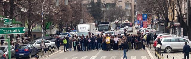 Blokade u Toplici u znak solidarnosti, prvi put i u Kuršumliji