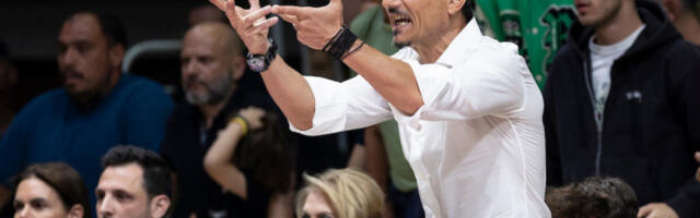 MA, ON JE STVARNO LUD: Janakopulos u razgovoru sa mačkom OTKRIO bombastično pojačanje Panatinaikosa! (VIDEO)