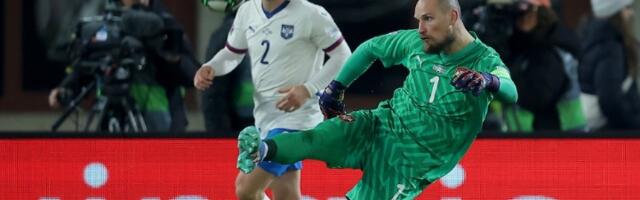 Rajkovićev tim nadoknadio 4:0 - dao tri gola od 86. minuta sa desetoricom! (VIDEO)