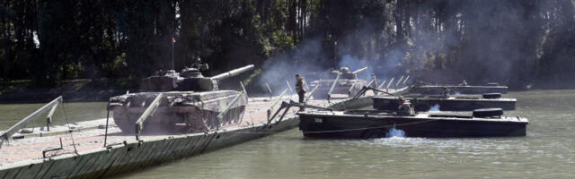 Oglasilo se ministarstvo odbrane: Vojska reagovala, zatvoren ovaj most zbog visokog vodostaja reke