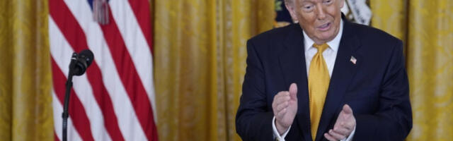 Трамп на редовном лекарском прегледу у војној болници