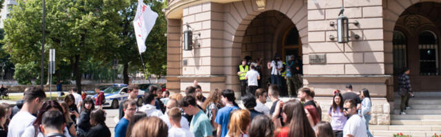 Studenti nastavljaju blokadu Univerziteta u Nišu
