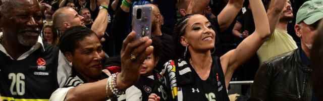 Lesorova žena uz Željka Obradovića prati večiti derbi iz prvih redova: Ovo su svi primetili (VIDEO)