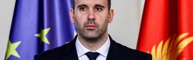 Tri policajca iz pratnje premijera Spajića povređena u udesu