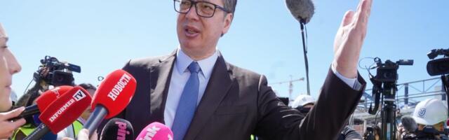 Islamističko-albanski udar na Vučića i Srbiju: Smeju se KiM, optužili Srbe za genocid, predsednika za lažni Sarajevo safari (VIDEO)