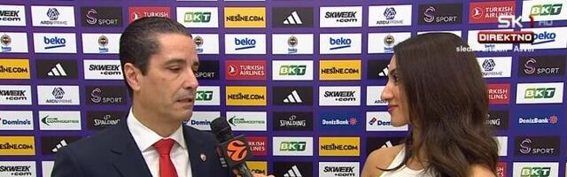 Niko nije skidao oči s nje, nije odoleo ni trener Zvezde (FOTO)