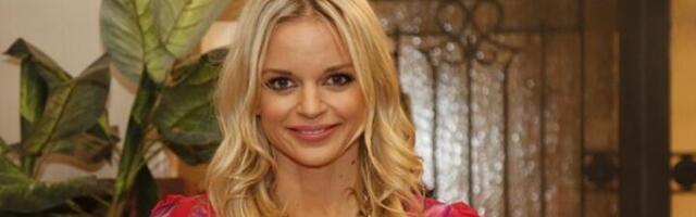 Koja je TAJNA SJAJNE PLAVE KOSE Maje Mandžuke? "Nikada se nisam farbala"