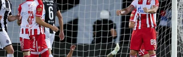 Komedija na „Marakani“ – Arnautović začikava Kostova: Ipak ti koštaš 20 miliona (VIDEO)