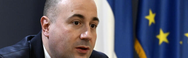 Козарев: Стефановић и Конаковић живе у прошлости, само грађани одлучују ко води Србију