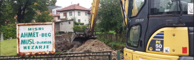 Radovima na čišćenju korita Breznice oskrnavljeno muslimansko mezarje na Musluku ?
