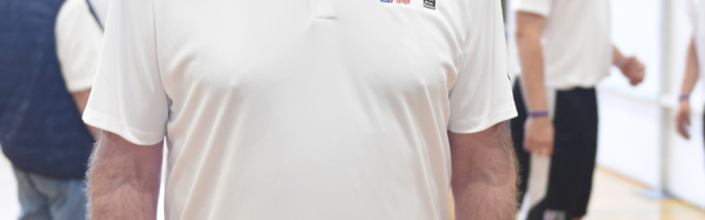 „TRAMP JE IDIOT KOJI SE KRIJE U PODRUMU BELE KUĆE” Greg Popović bez dlake na jeziku o predsedniku Amerike: „On razara, ako si u njegovom prisustvu UMREĆEŠ”