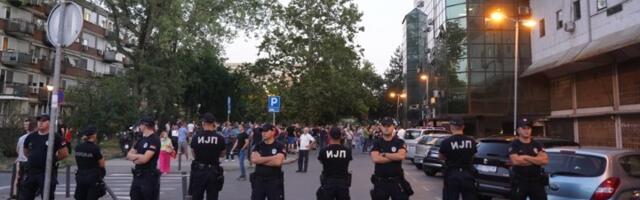 Novi napad na novinara: Policija nije reagovala (VIDEO)