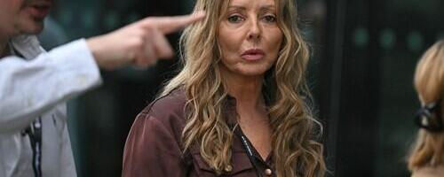 "Ona je u otvorenoj vezi sa..." Čuvenu voditeljku ogovarale kolege: Nisu znali da se sve emituje u programu, pa ih živ blam pojeo (VIDEO)