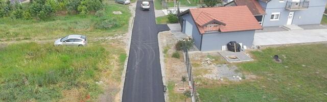 Radovi na kolovozima u Veterniku i Kaću: Privremene obustave saobraćaja u više ulica