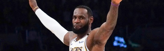 Javio se Lebron: Niko nije za prekidanje sezone