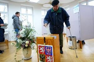 Чешка бира председника, троје кандидата има шансу за други круг