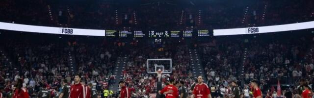 DELIJE SE HVATAJU ZA GLAVU! Miljenik navijača napustio teren, SAM TRAŽIO IZMENU!