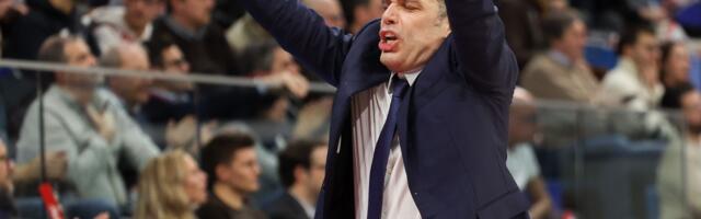 "Želim da ih ubijem!" Trener Baskonije van sebe nakon istorijskog šamara /VIDEO/