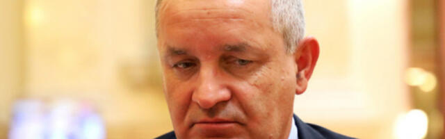 Пицула хоће да мења политику у Србији, а ћути на кршење дрмократије у Хрватској