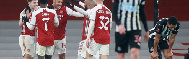 Arsenal spreman za lov na Svrake, Njukasl protiv krize i tradicije