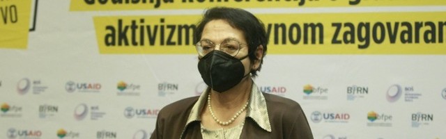 Ministarka Čomić da podnese ostavku