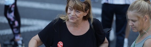 Anita Mančić: Vlast je prodala našu decu
