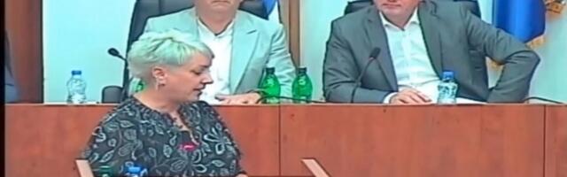 Perišićeva htela da govori o stanju u leskovačkoj Gimnaziji, Antanasijević joj nije dozvolio