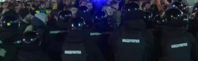Zborovi Novog Sada: Policija teško pretukla troje maloletnika