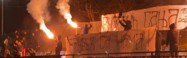 DIRLJIV OPROŠTAJ KOJI JE RASPLAKAO SVE: Navijači Miljakovca za Sanju (VIDEO)