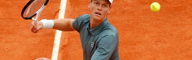 Siner juri ka čelu ATP liste: Italijan rutinirao sedmog igrača sveta za polufinale Monte Karla
