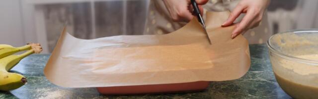 Papir za pečenje je među najopasnijim stvarima u kuhinji: Ovo nikada ne bi trebalo da radite sa njim!