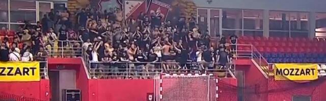 GROBARI PREKINULI FINALE, UMALO POVREDILI SVOJE IGRAČE: Haos na meču Vojvodina - Partizan u Novom Sadu!