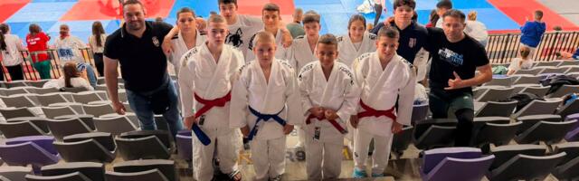 Akademija borilačkih sportova iz Loznice donela 11 evropskih medalja iz Rumunije
