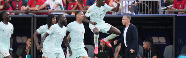 FRANCUSKA PRVA U POLUFINALU! Maroko pokazao zube, ali razbesneo Mbapea i opet izgubio od "trikolora" u finišu Mundijala! (VIDEO)