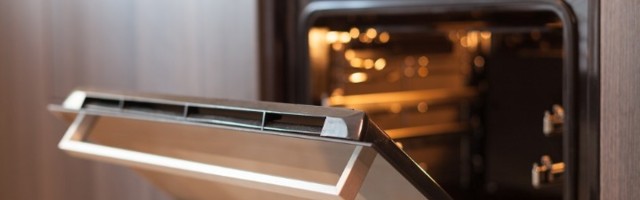 Pregrada ispod rerne ima nekoliko praktičnih svrha