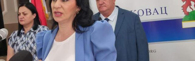 Nadležni objašnjavali zašto majka iz Bratmilovca ne može da bude roditelj-pratilac, odgovori neuverljivi (video)