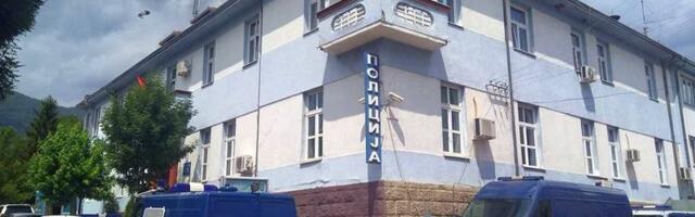 Umesto pijanog vozača podmetnut trezan suvozač – uhapšena dva saobraćajna policajca