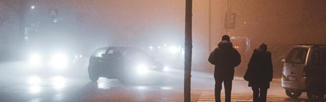 AMSS: Magla i košava otežavaju vožnju, višesatna čekanja za kamione na granici