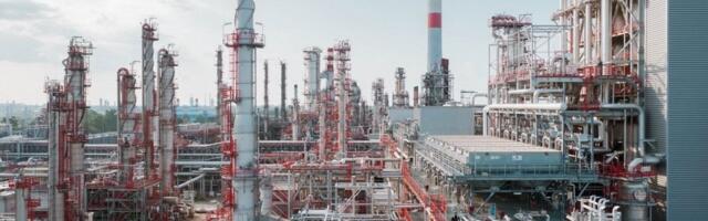 Situacija sa NIS-om otvorila novo pitanje: Ovo je prilika da se rafinerija vrati u srpske ruke