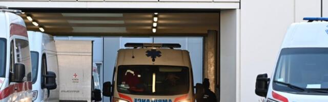SUDAR AUTOBUSA I AUTOMOBILA, ŽENA TEŠKO POVREĐENA: Drama pred jutro u prestonici