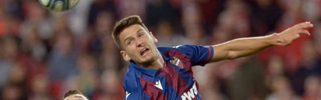 Uraganskih pola sata u Valensiji, Radoja asistencijom krunisao povratak u pravu formu (VIDEO)