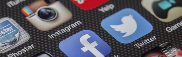 PALI FEJSBUK I INSTAGRAM U CELOM SVETU!