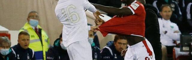 Arsenal se vratio na staro: Uspavano, mlako i nesigurno u poraz od drugoligaša (VIDEO)
