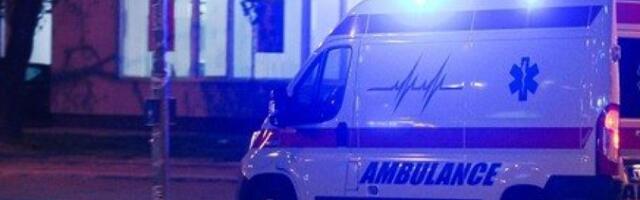 HITNA POMOĆ U BEOGRADU INTERVENISALA VIŠE OD STO PUTA: Upucan muškarac, povređen motociklista- većina intervencija na javnim mestima