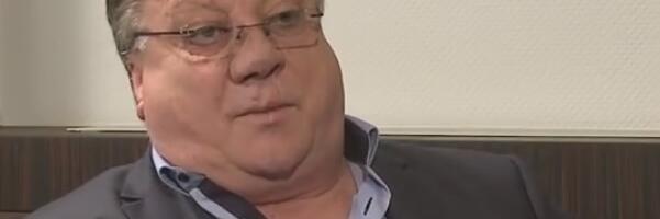 "BILO JE 20 IZBEGLICA!" Javnost u šoku nakon što je isplivala TAJNA Halida Bešlića - EVO ZAŠTO NIJE PRIMIO KOLEGU U STAN