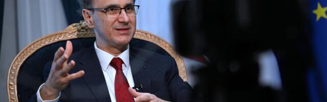 Đuro Macut je bio voditelj novogodišnjeg programa: Premijer Srbije otkrio detalje saradnje sa Zdravkom Šotrom